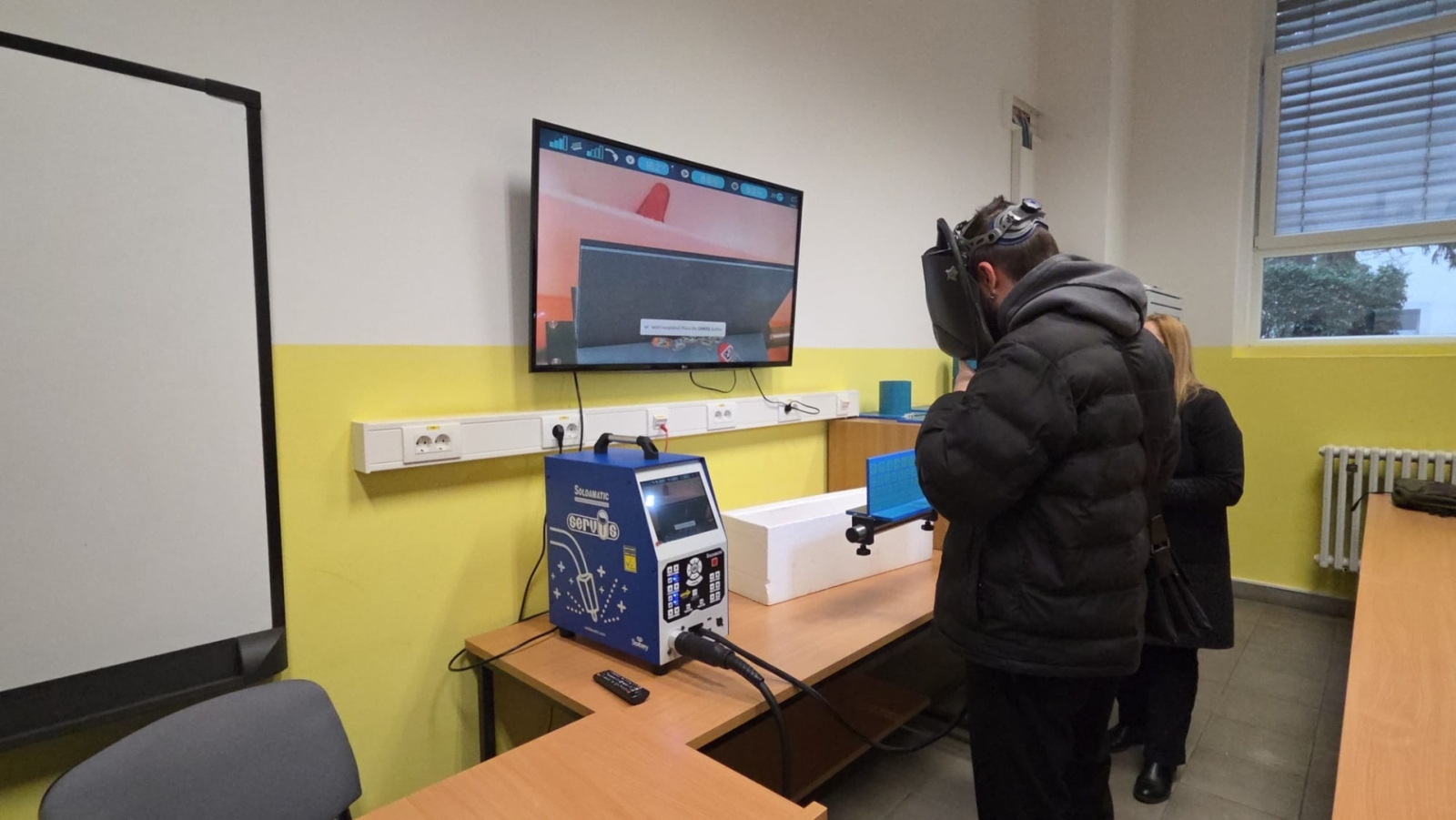 Projekta partneri iepazīstas ar tehniskajiem risinājumiem un VR simulāciju izstrādi apmācībām.