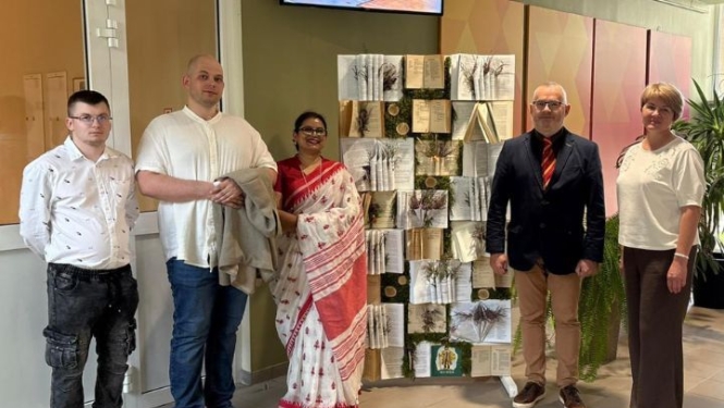 Tehnikumu apmeklē Indijas Republikas vēstniece Latvijā