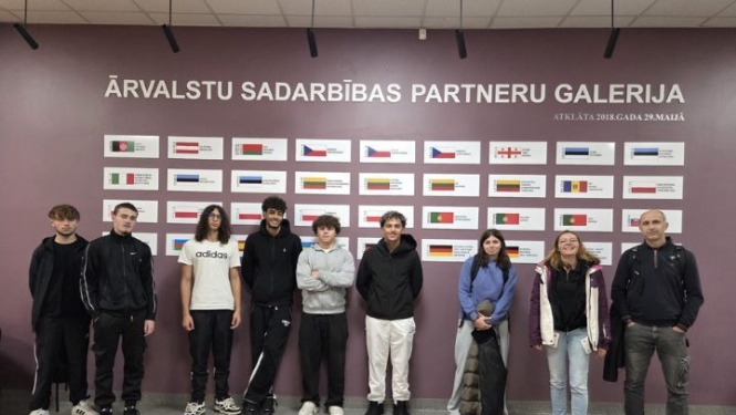 Tehnikumā viesojas audzēkņi no Francijas